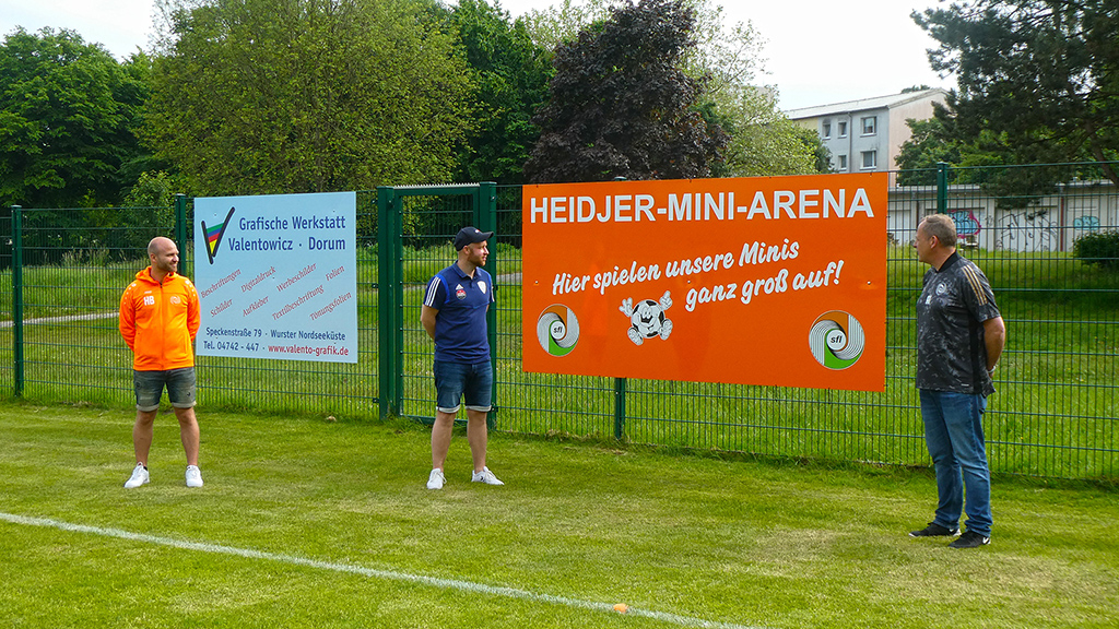 Plakat mit der Aufschrift Heidjer Mini Arena