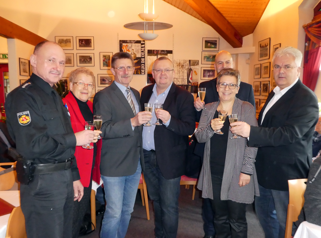 SFL Neujahrsempfang - v. l .n. r. Dieter Wall, Birgit Kühlcke, Peter Skusa, Torsten Neuhoff,  Heiko Reppich, Helga Dibke und Frank Schildt (Foto: Jens Meyer-Petereit)